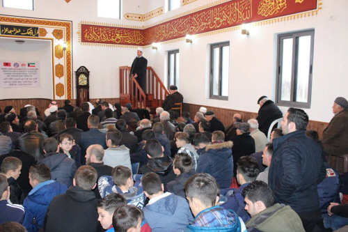 U inaugurua xhamia e re në fshatin Mjedë