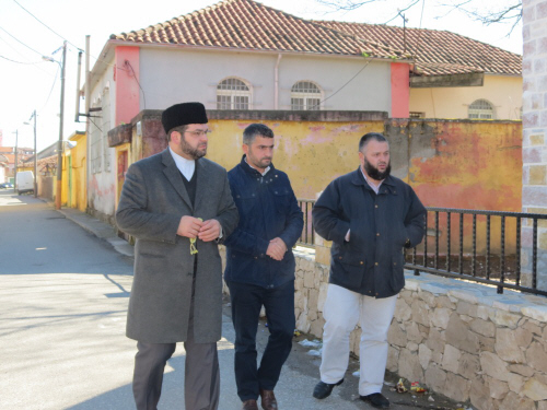 Inspektohet xhamia e re në lagjen Dudas