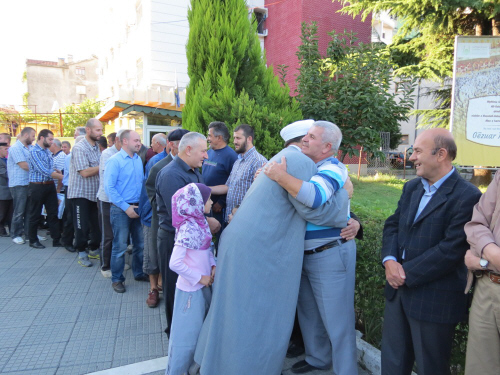 U zhvillua ceremonia e përcjelljes së haxhilerëve të Shkodrës