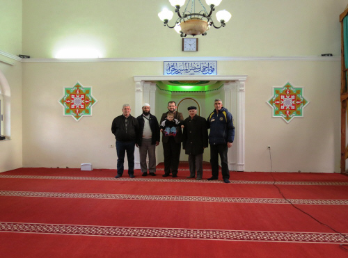  Shtrohet tapeti i ri i xhamisë së Tophanës