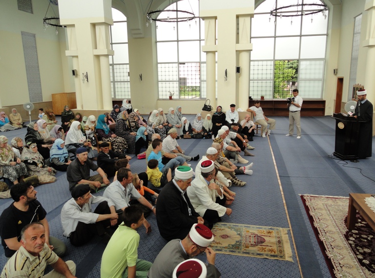 Ceremoni fetare me rastin e Tre Muajve të Mirë - Xhamia "Ebu Bekr", 6 qershor 2011