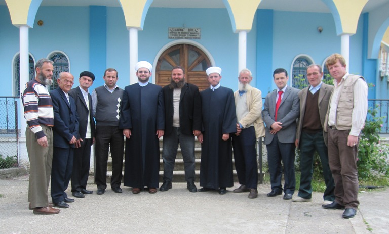 Në xhaminë e fshatit Boks, 21 maj 2010
