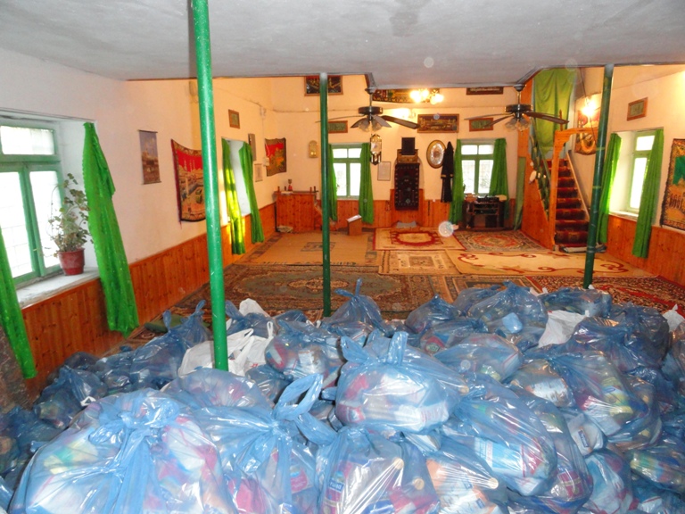 “Cansuyu”- 2000 pako ndihma për Myftininë Shkodër -16 dhjetor 2010