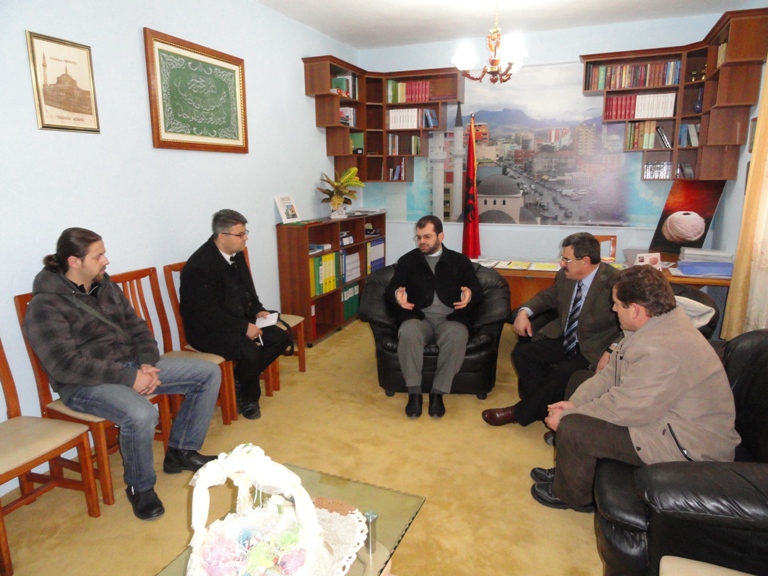 Organizata Humanitare “Hilal”, viziton Myftininë Shkodër - 11 dhjetor 2010