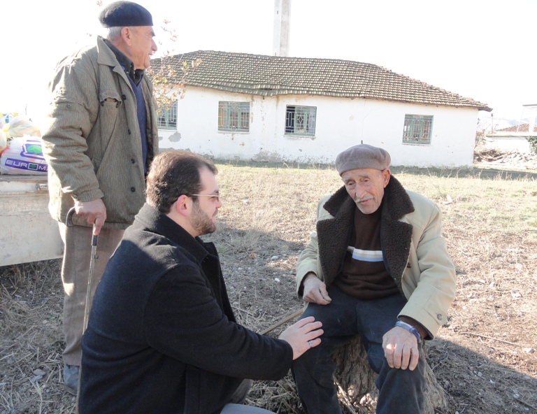 Myftinia Shkodër shpërndan ndihma për qindra familje të dëmtuara në Kuç, Zues e Muriqan-15 dhjetor 2010