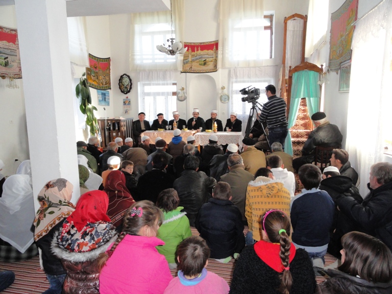 Ceremonia e Mevludit në xhaminë e fshatit Zues - 8 mars 2011