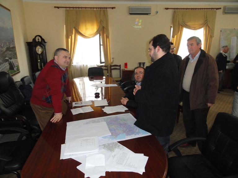 Myftiu i Shkodrës viziton Shtabin e Emergjencave Civile në Shkodër-5 dhjetor 2010