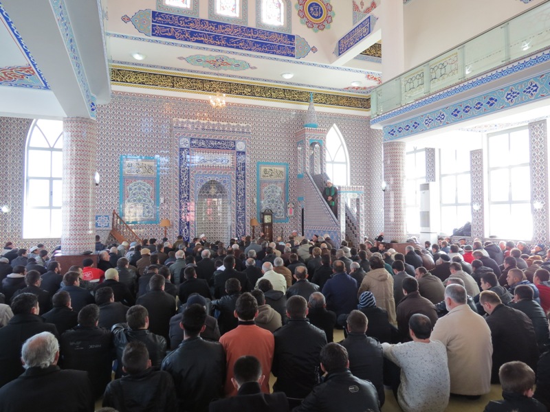 Imam Didmar Faja mban hytben e xhumasë në xhaminë e Parrucës - 15 shkurt 2013