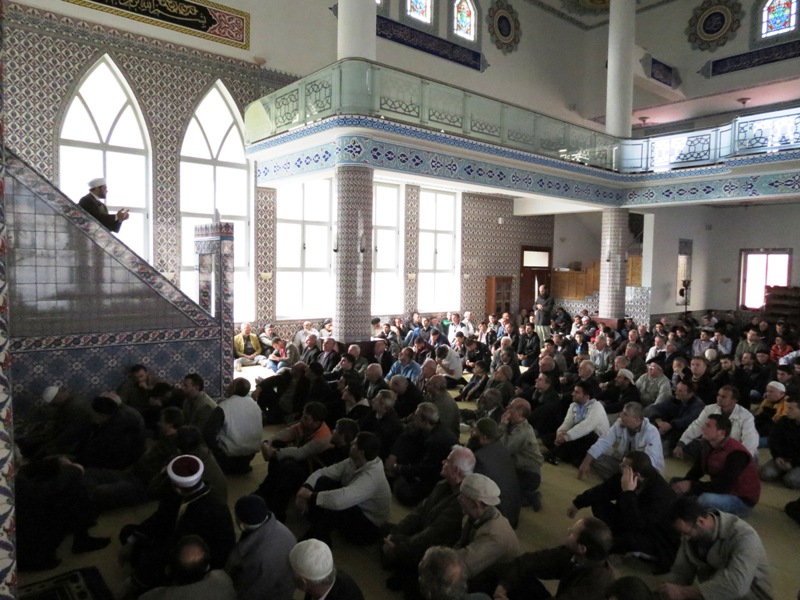 Myftiu flet mbi vlerat e Ditës së Arefatit nga xhamia e Parrucës - 4 nëntor 2011