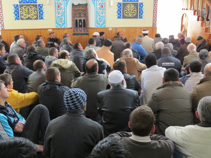 “Dhënia e sadekasë për bamirësi, në genin e muslimanëve shkodranë!” - Perash, 2 mars 2012