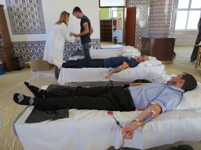 Shkodër, muslimanët dhurojnë gjak për talasemikët - 21 shtator 2012