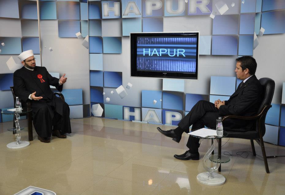 Myftiu i Shkodrës i ftuar në emisionin “Hapur” - 25 tetor 2012