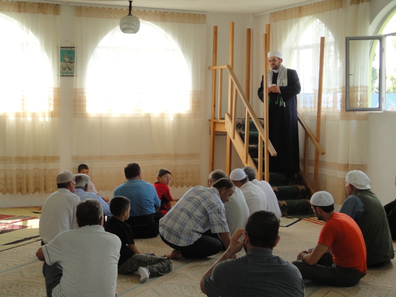 Myftiu flet për modestinë dhe realitetin e muslimanëve - 23 shtator 2011