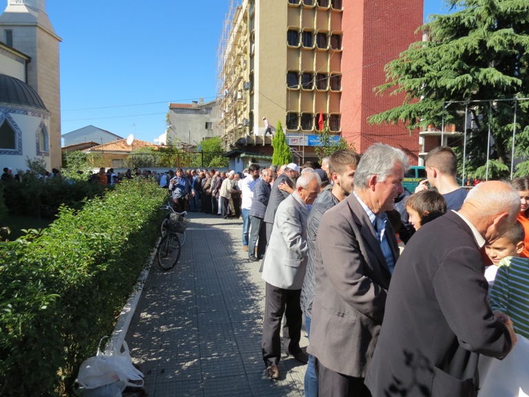 Hytbeja e xhumasë dhe përshëndetja e haxhilerëve të ri të Shkodrës - 19 tetor 2012