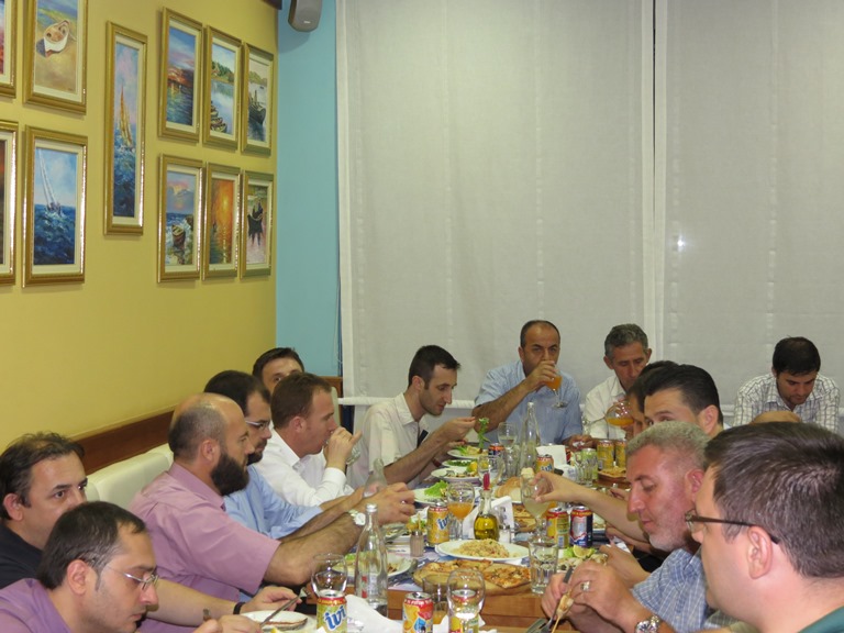 Sofra bujare e iftarit në “Rozafa Sea Food” - 29 korrik 2013