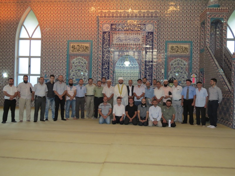 Myftiu nis takimet me imamët, në prag të Ramazanit - 20 qershor 2013