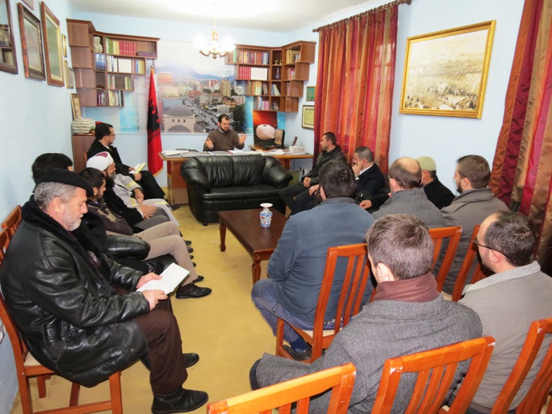 Myftiu zhvillon një takim pune me imamët e fshatrave - 15 dhjetor 2011