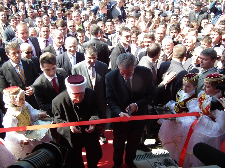 Inaugurohet Universiteti i Komunitetit Mysliman të Shqipërisë - 7 prill 2011