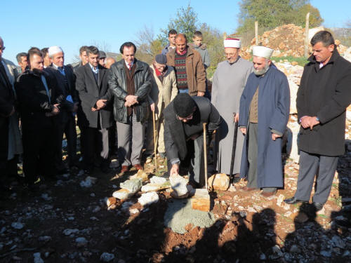 Nisin punimet për ndërtimin e xhamisë së re në fshatin Domën - 29 nëntor 2013
