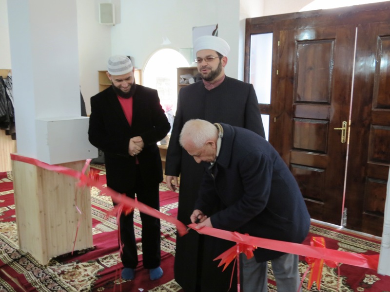 Inaugurohet xhamia e zgjeruar e lagjes Perash - 15 mars 2013