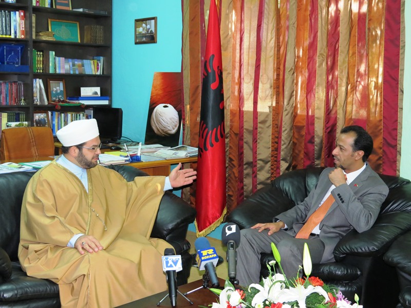 Konsulli i Kuvajtit Fajsal Al-Bakr, vizitë në Myftininë e Shkodrës - 26 qershor 2013