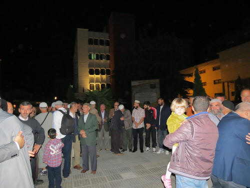 Haxhilerët e Shkodrës kthehen pas përfundimit të riteve të haxhit - 23 tetor 2013