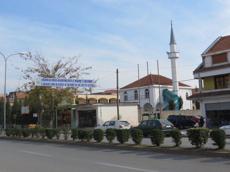 Atmosfera e Kurban Bajramit në rrugët e Shkodrës - Nëntor 2011