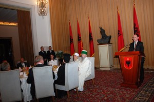 Presidenti i Republikës shtron Iftar me rastin e Natës së Kadrit - 3 gusht 2013