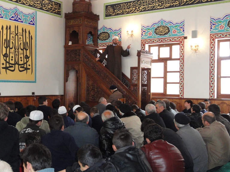 Hytbeja nr. 100 në xhaminë e re të Medresesë - 4 mars 2011