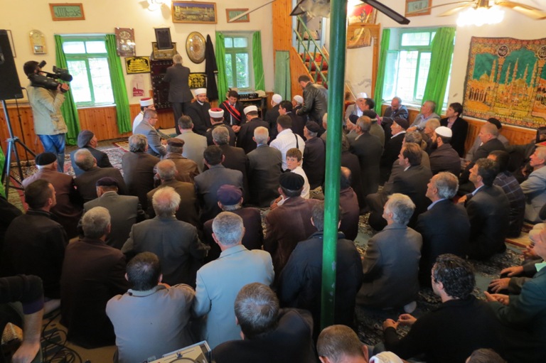 Hidhen themelet për xhaminë e re në fshatin Trush - 13 tetor 2012