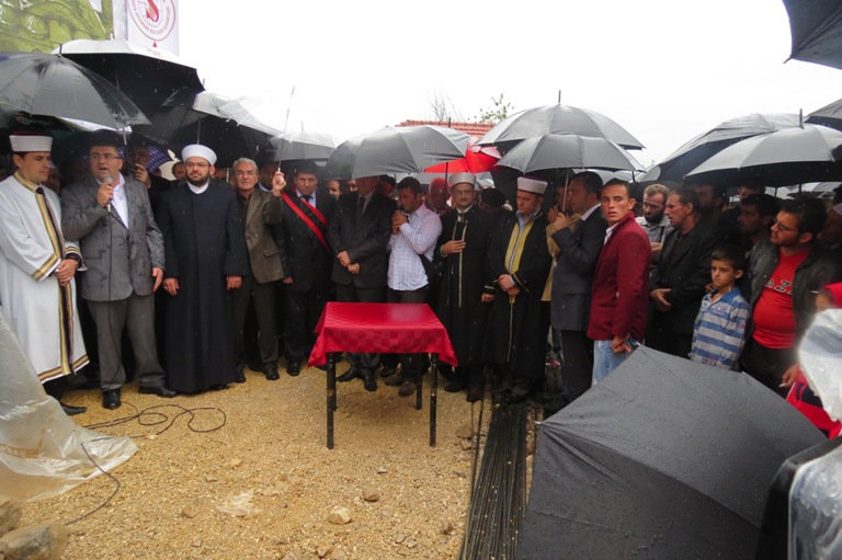 Hidhen themelet për xhaminë e re në fshatin Trush - 13 tetor 2012