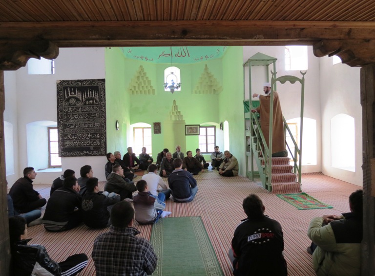 Nga Xhamia e Plumbit, Myftiu bën thirrje për kthim nga All-llahu - 16 mars 2012